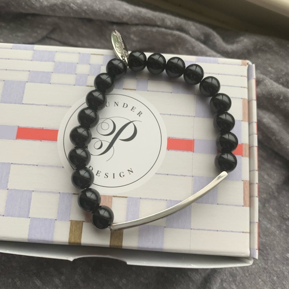 LAST CHANCE! Plunder Black Beauty Bracelet - Picture 3 of 3